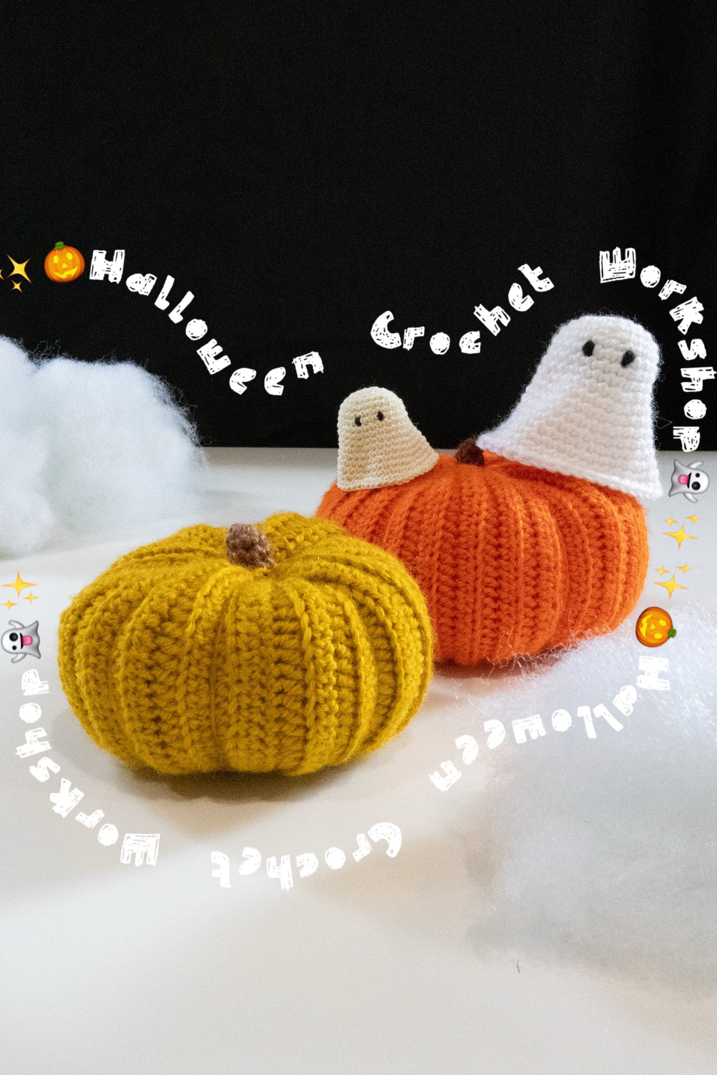 Crochet workshop display featuring cute chubby pumpkins and ghost figures on a table.